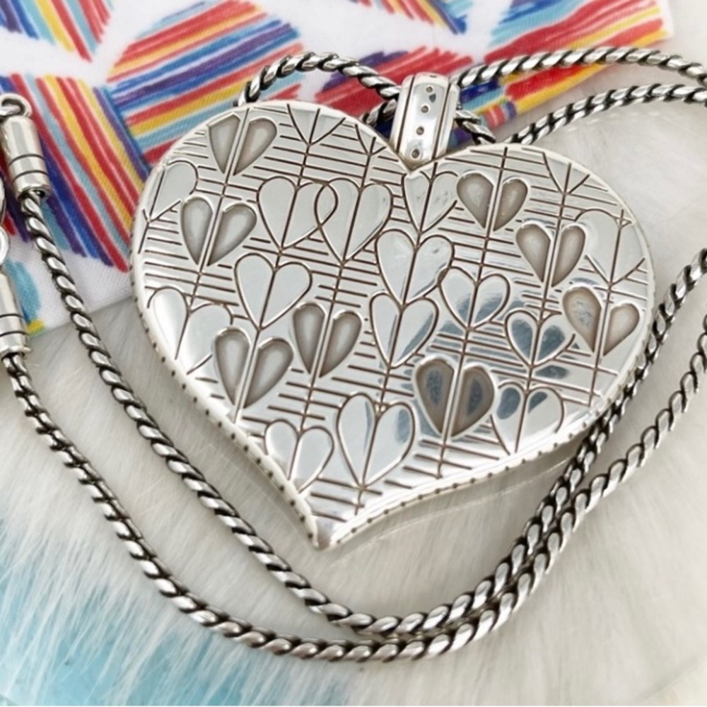 SALE🎈NWOT BRIGHTON LOVE STATEMENT REVERSIBLE GORGEOUS NECKLACE! DO NOT MISS OUT - Picture 3 of 6